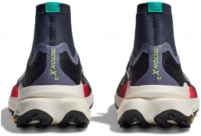 HOKA Tecton X 3