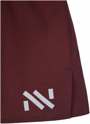 NNormal Race Short 02