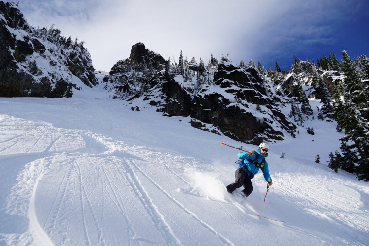 best ski tours washington