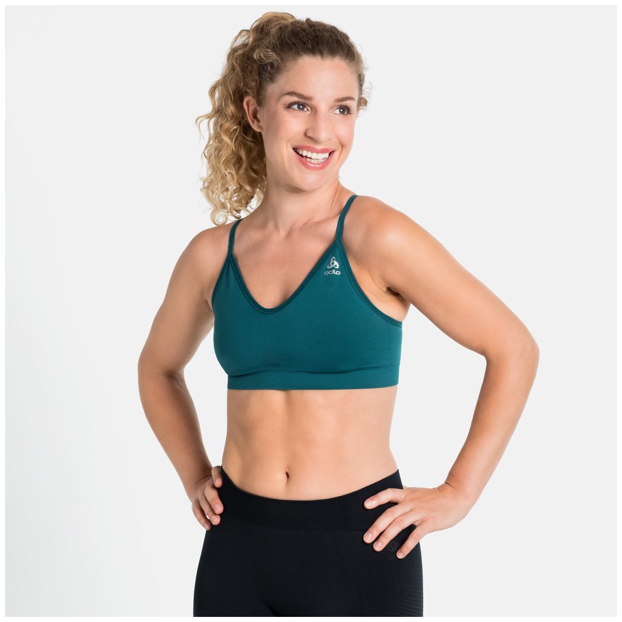 Odlo Women's Essentials Sports Bra : : Fashion